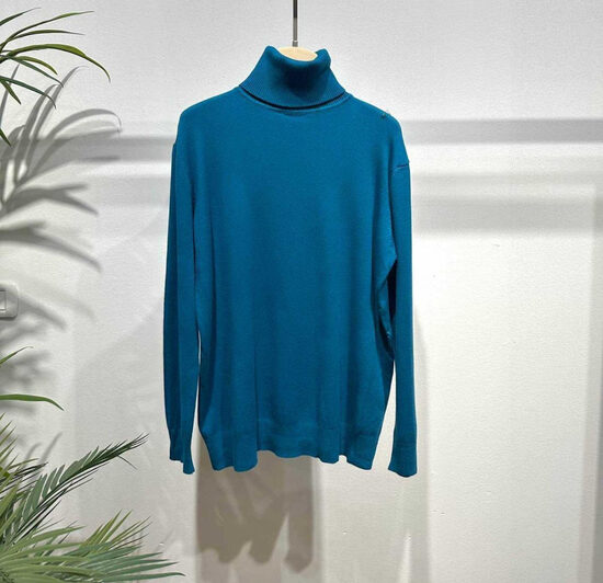 Džemperis - bītlene ar augsto apkakli un viskozi Tirkīzs Universāls izmērs 